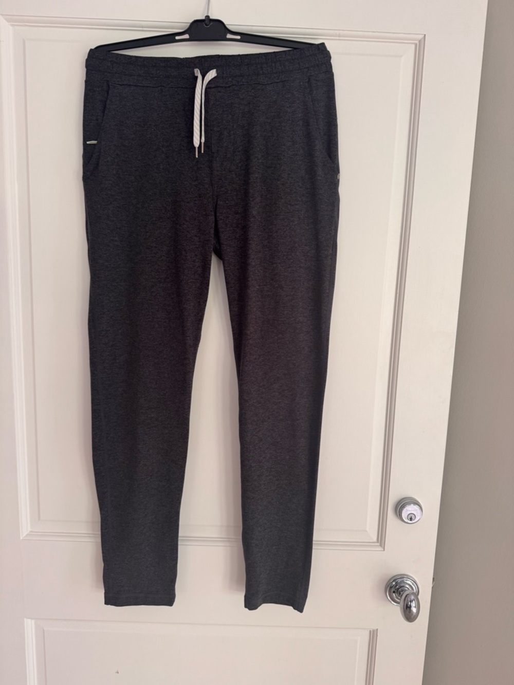 Vuori Ponto Performance Pant Charcoal Heather Grey DreamKnit Joggers Mens M